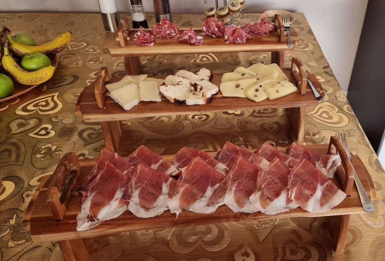 Essenziale Bed & Breakfast Castell'Anselmo Екстериор снимка