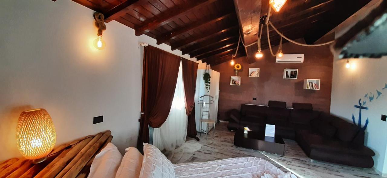 Essenziale Bed & Breakfast Castell'Anselmo Екстериор снимка