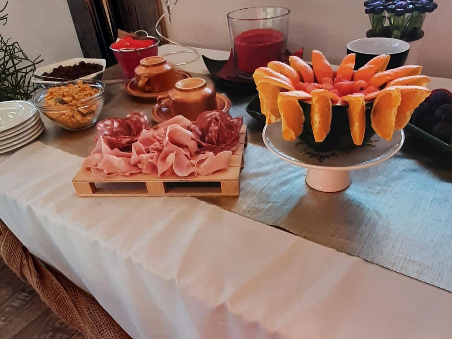 Essenziale Bed & Breakfast Castell'Anselmo Екстериор снимка