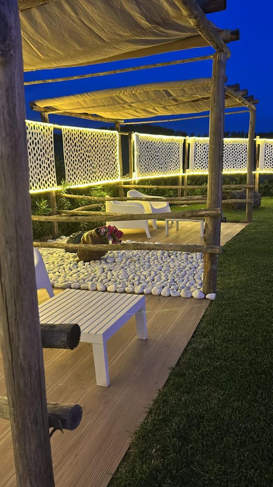 Essenziale Bed & Breakfast Castell'Anselmo Екстериор снимка